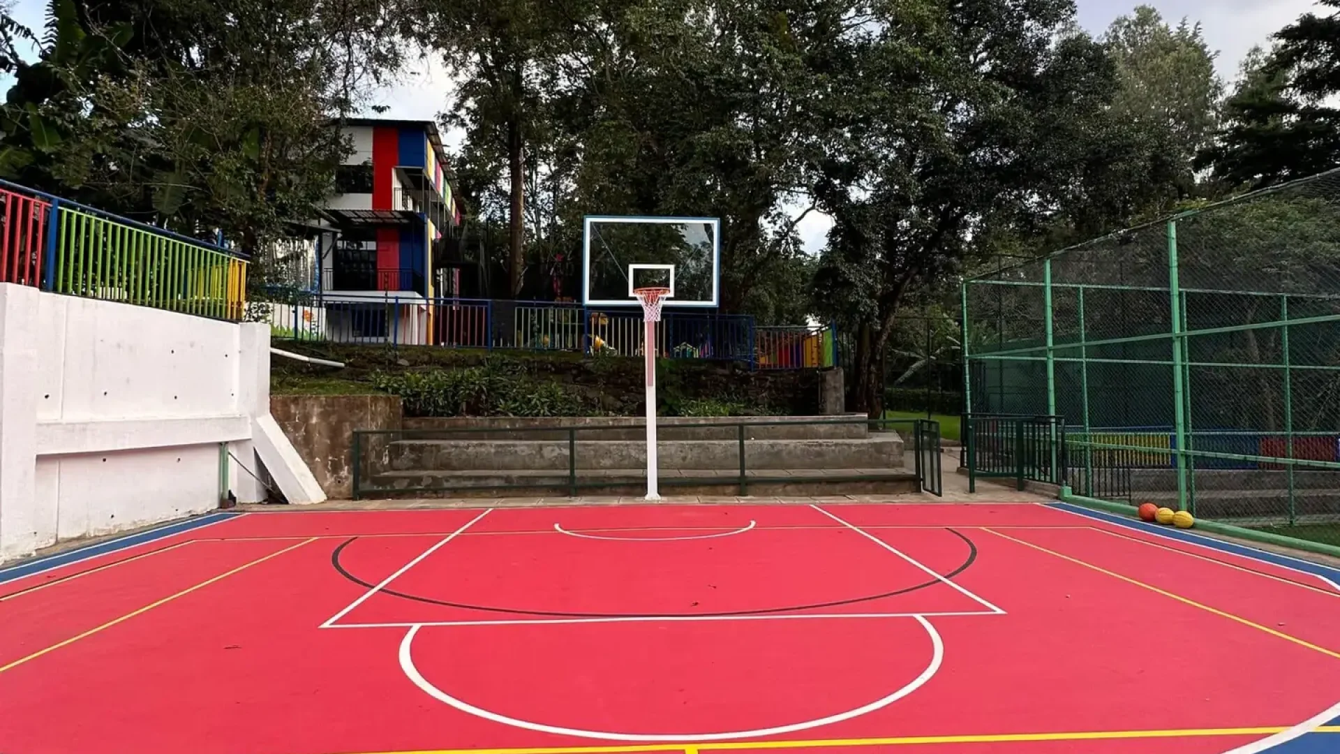 Trinitas International School